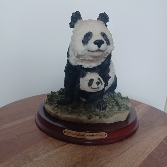 VINTAGE AND RARE Retired Montefiori Panda Bear And Cub...